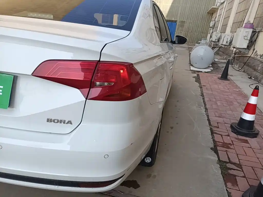 Volkswagen Bora — миниатюра 8