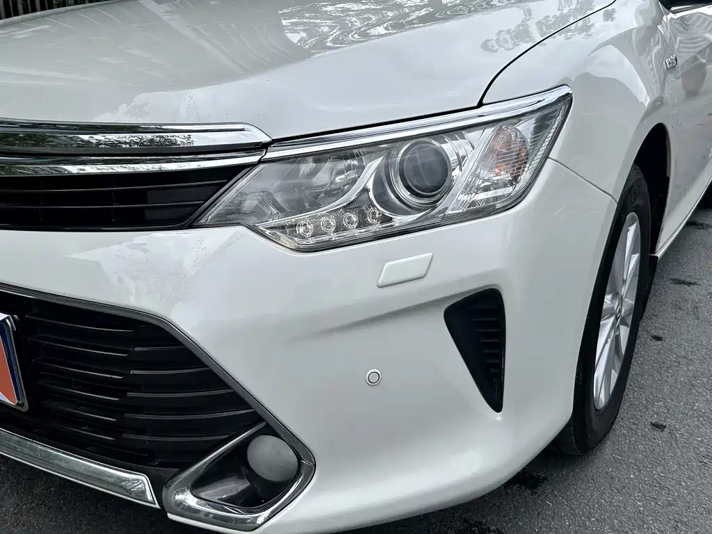 Toyota Camry — миниатюра 11