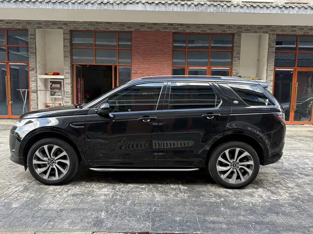 Land Rover Discovery Sport — миниатюра 4