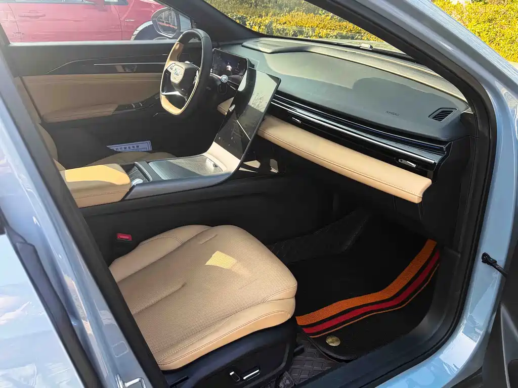 GEELY GALAXY GALAXY L6