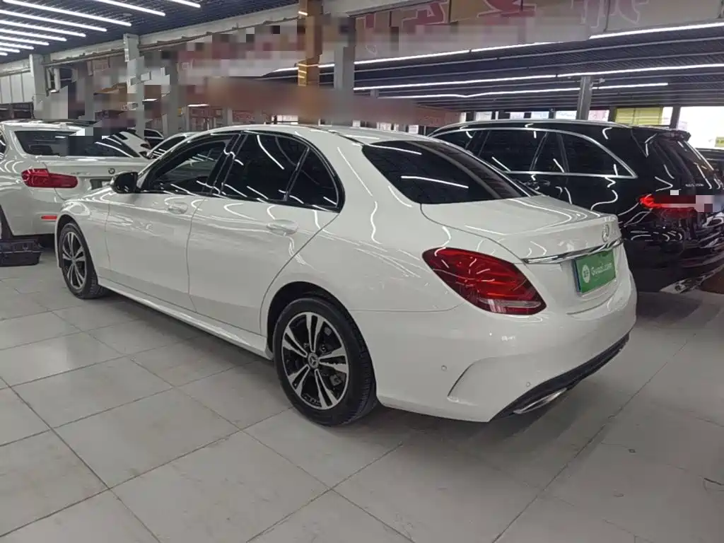 Mercedes-Benz C-Class — миниатюра 5