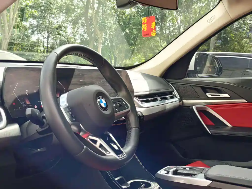 BMW X1 — миниатюра 7