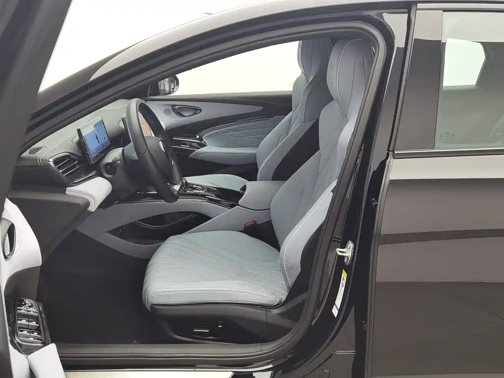 BYD Seal — миниатюра 10