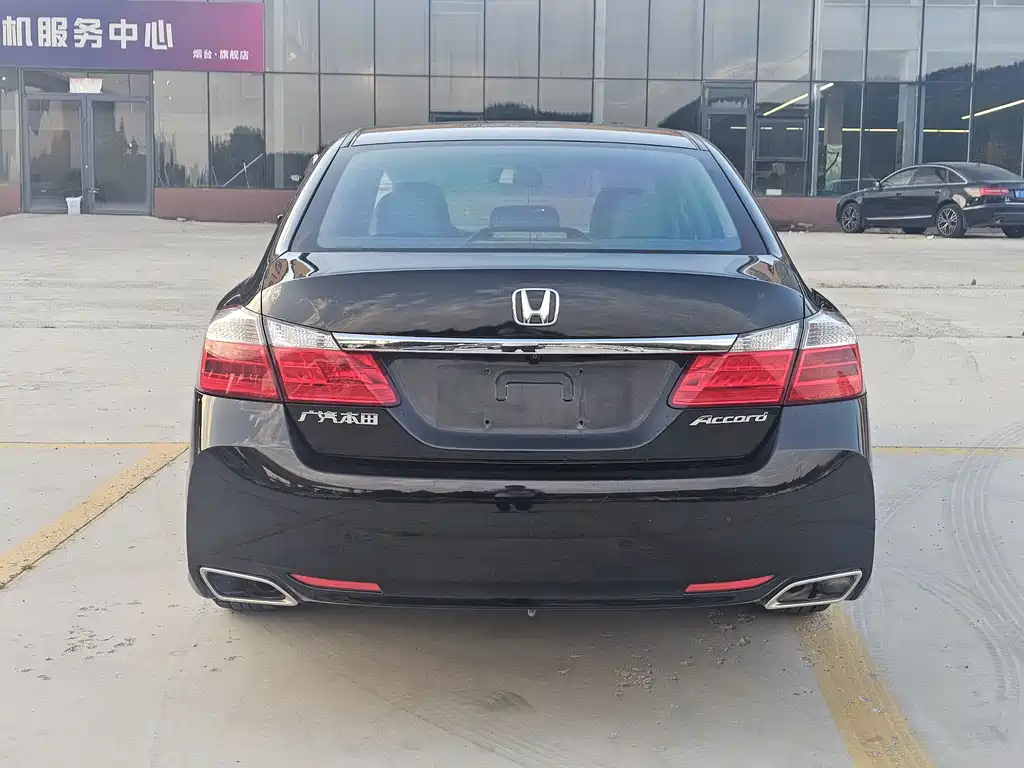 Honda Accord — миниатюра 6