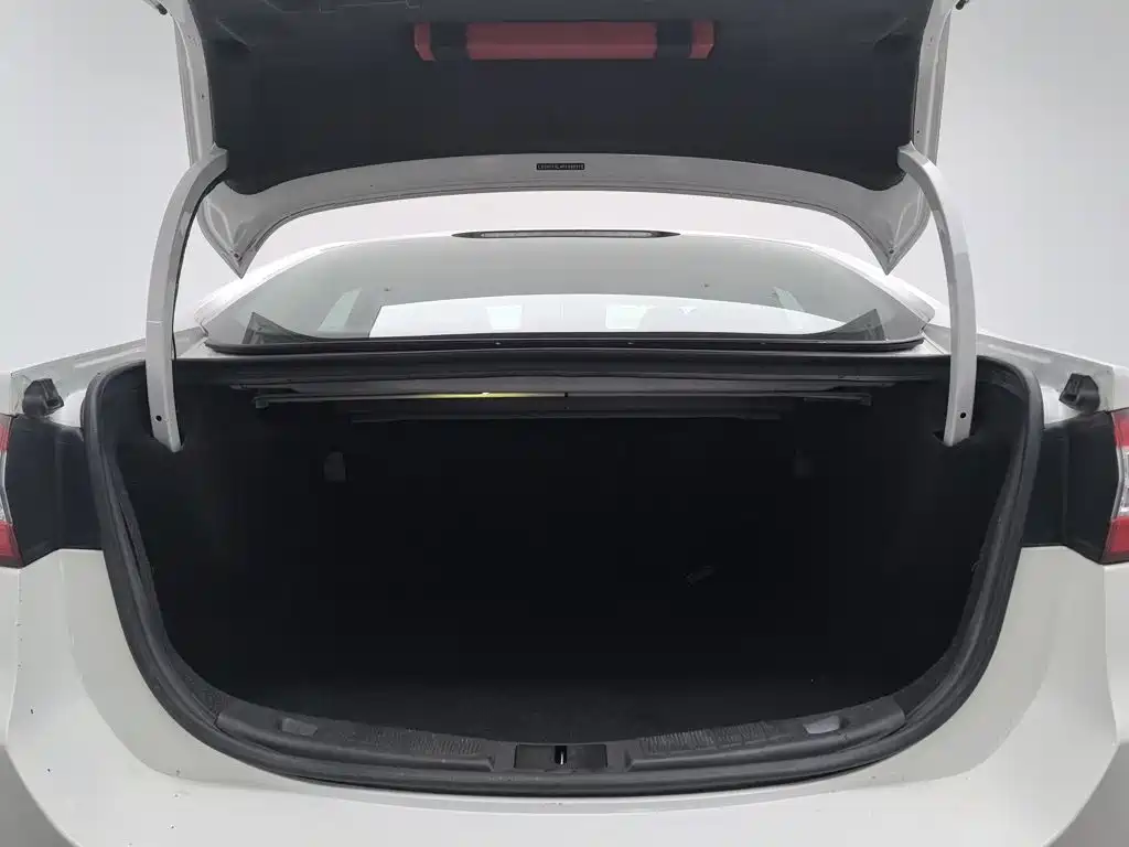Ford Mondeo — миниатюра 16