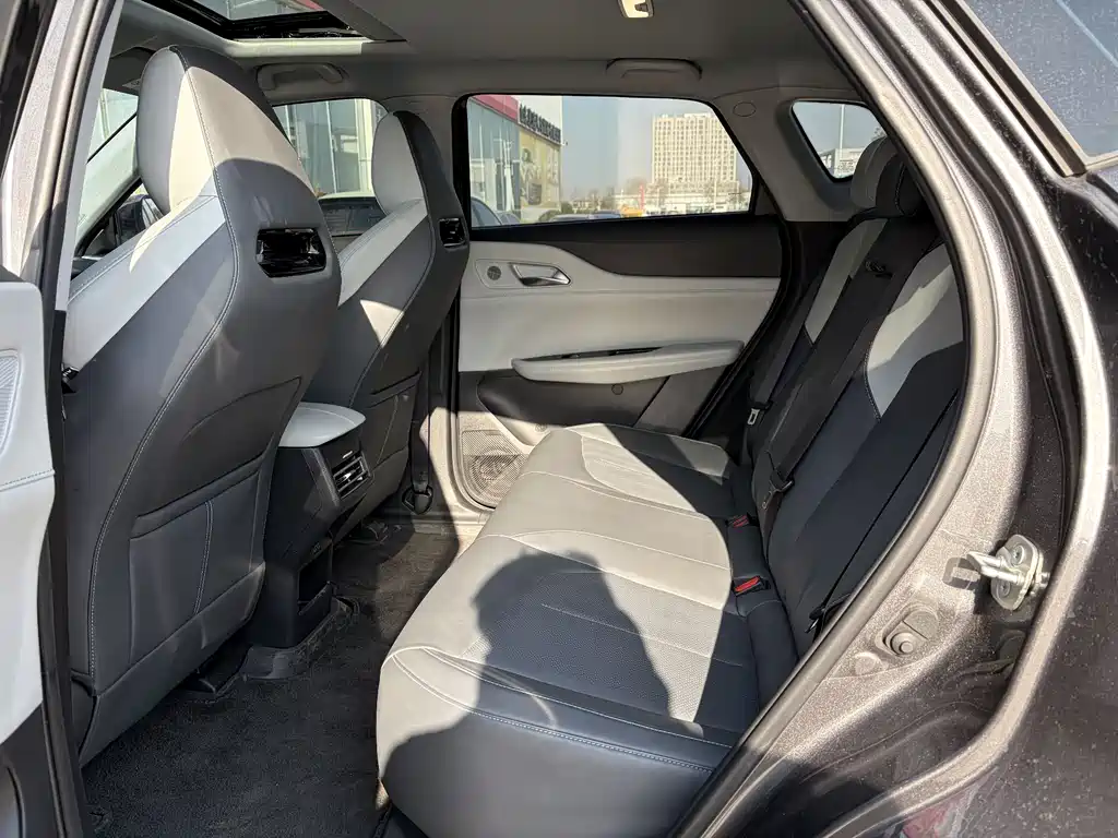 CHANGAN UNI Z NEW ENERGY