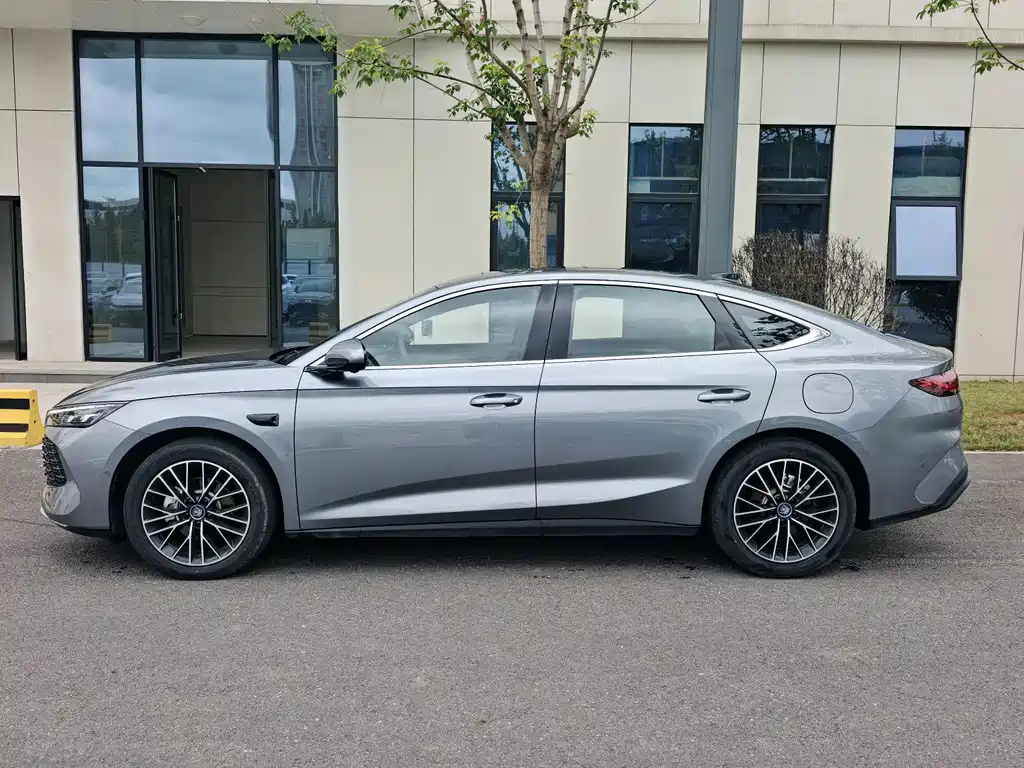 BYD Qin L — миниатюра 6