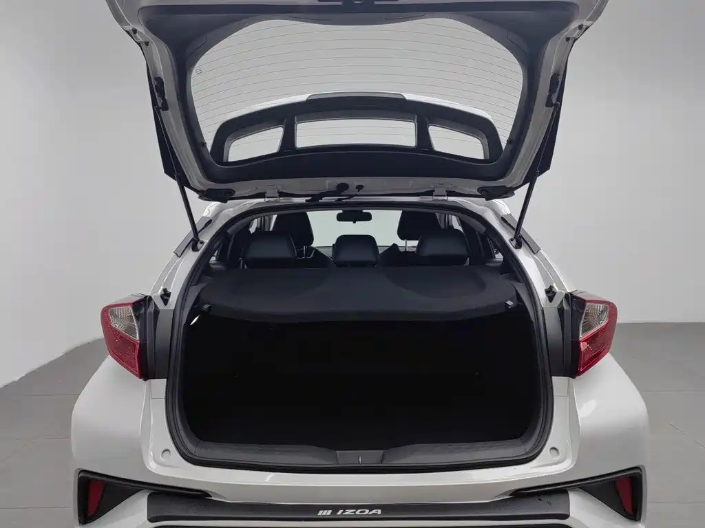 Toyota IZOA — миниатюра 16