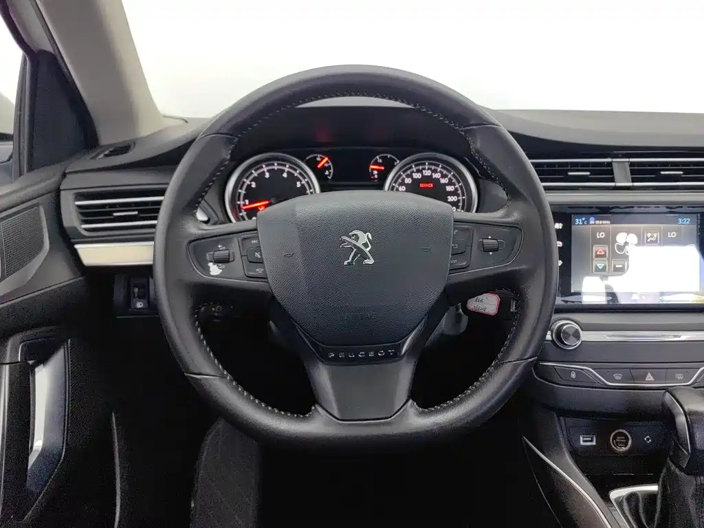 Peugeot 408 — миниатюра 11