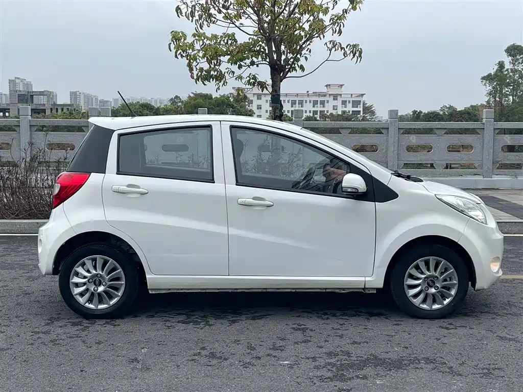 JIANGQI GROUP JAC IEV6E