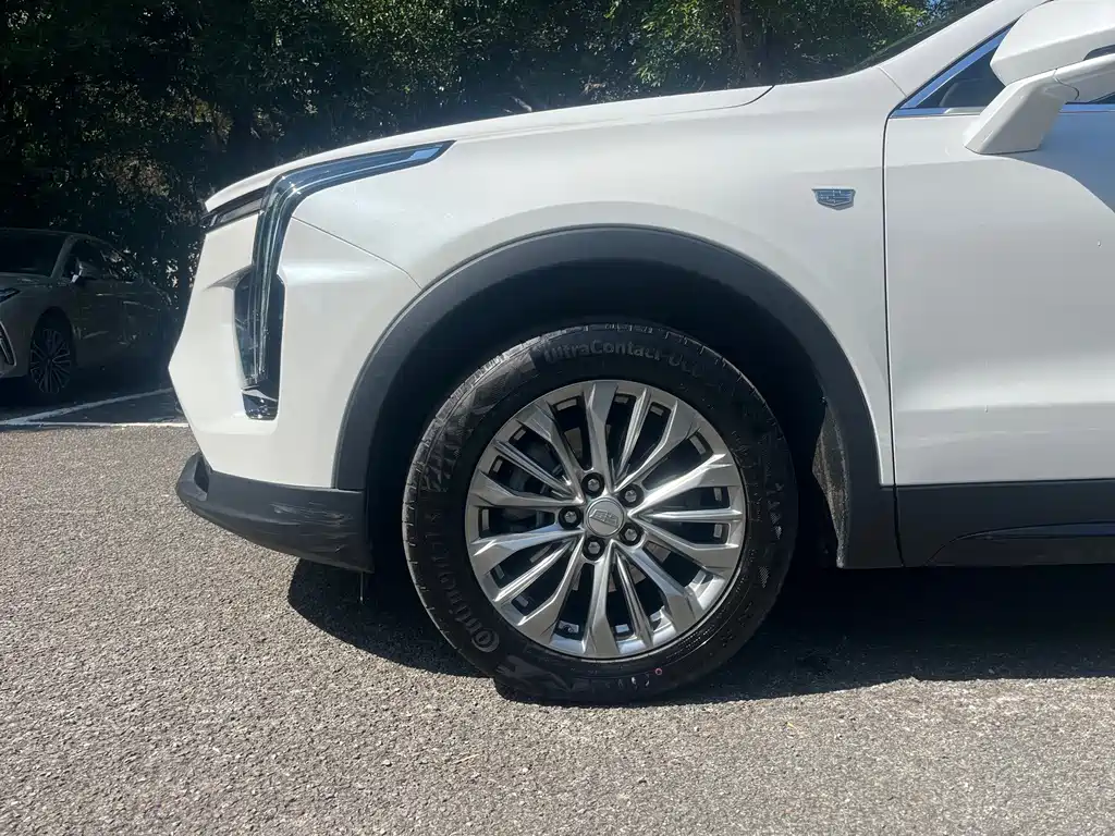Cadillac XT4 — миниатюра 16