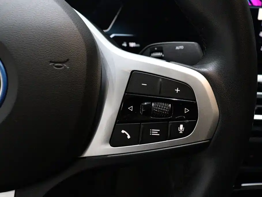 BMW i3 — миниатюра 16