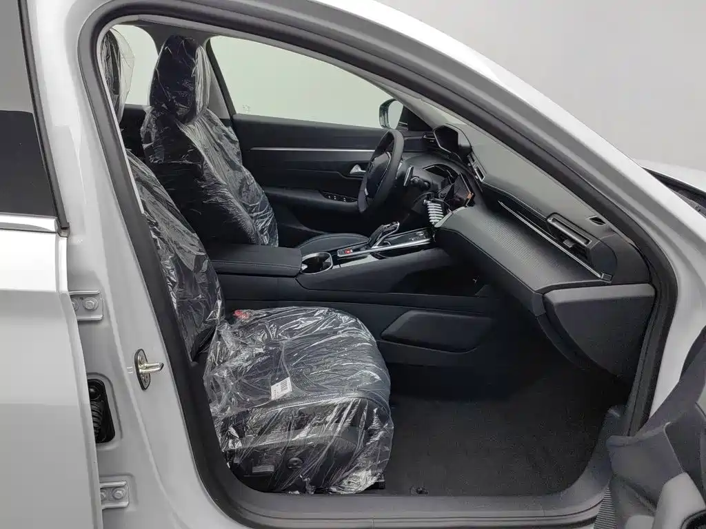 Peugeot 508 — миниатюра 23