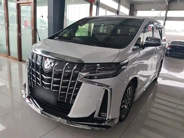 TOYOTA ELFA 2018