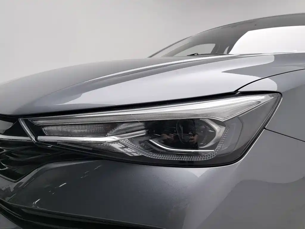 Roewe i5 — миниатюра 7