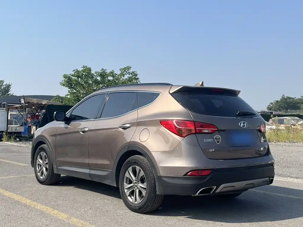 Hyundai Santa Fe — миниатюра 25