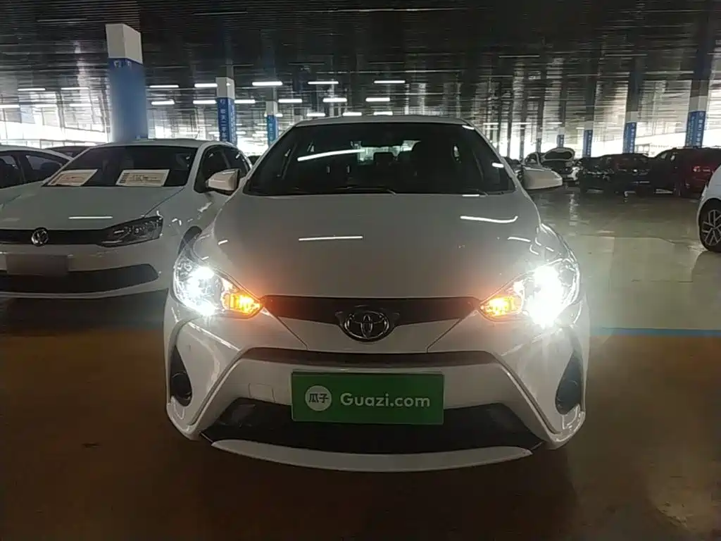 Toyota Yaris L — миниатюра 3