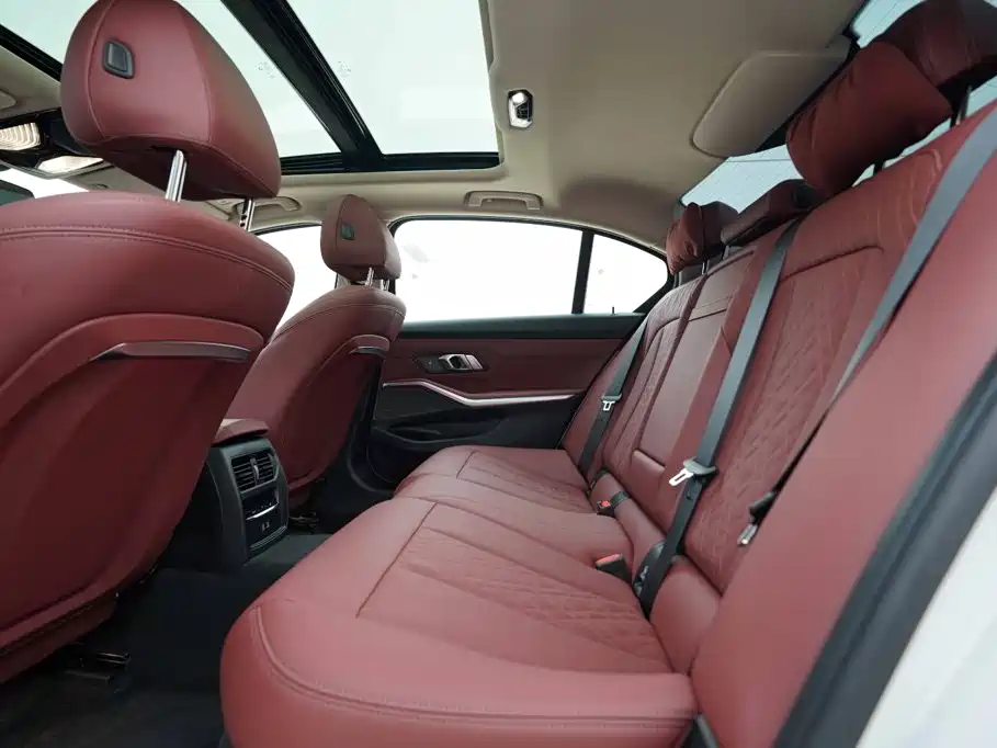 BMW 3 Series — миниатюра 22
