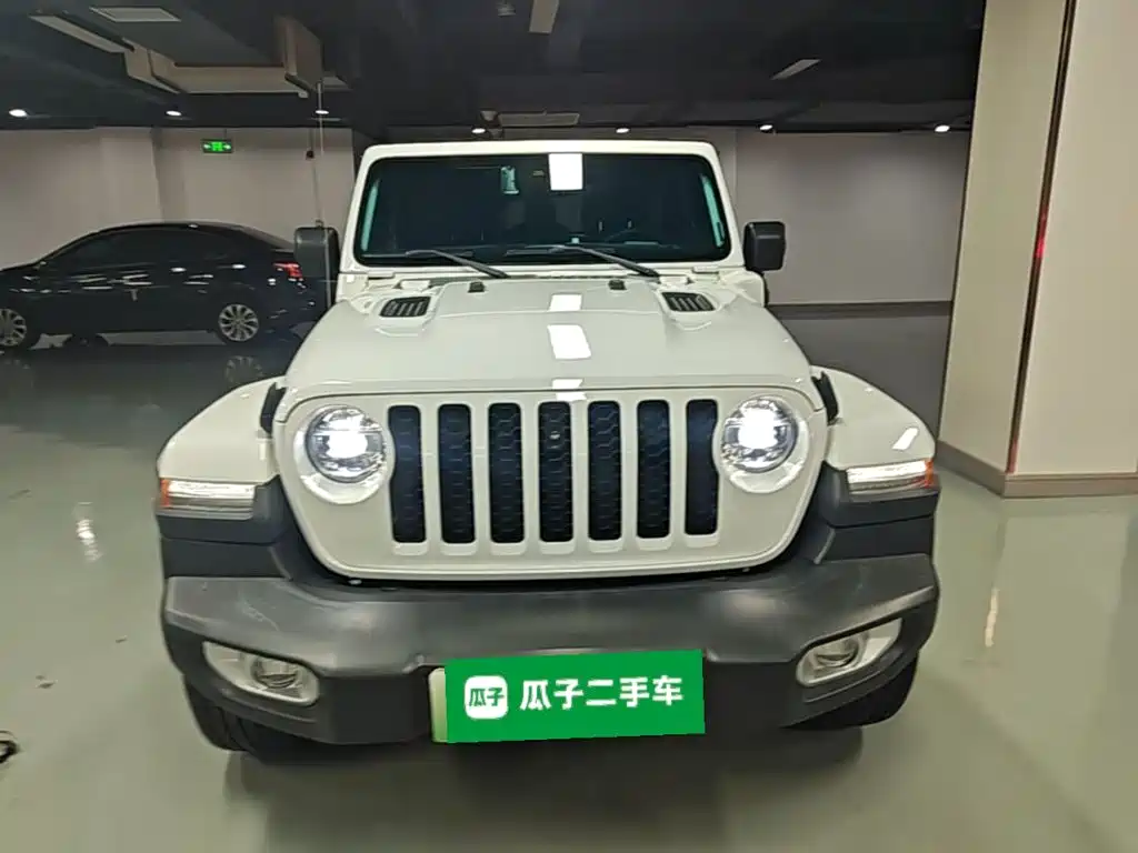 Jeep Wrangler PHEV — миниатюра 3