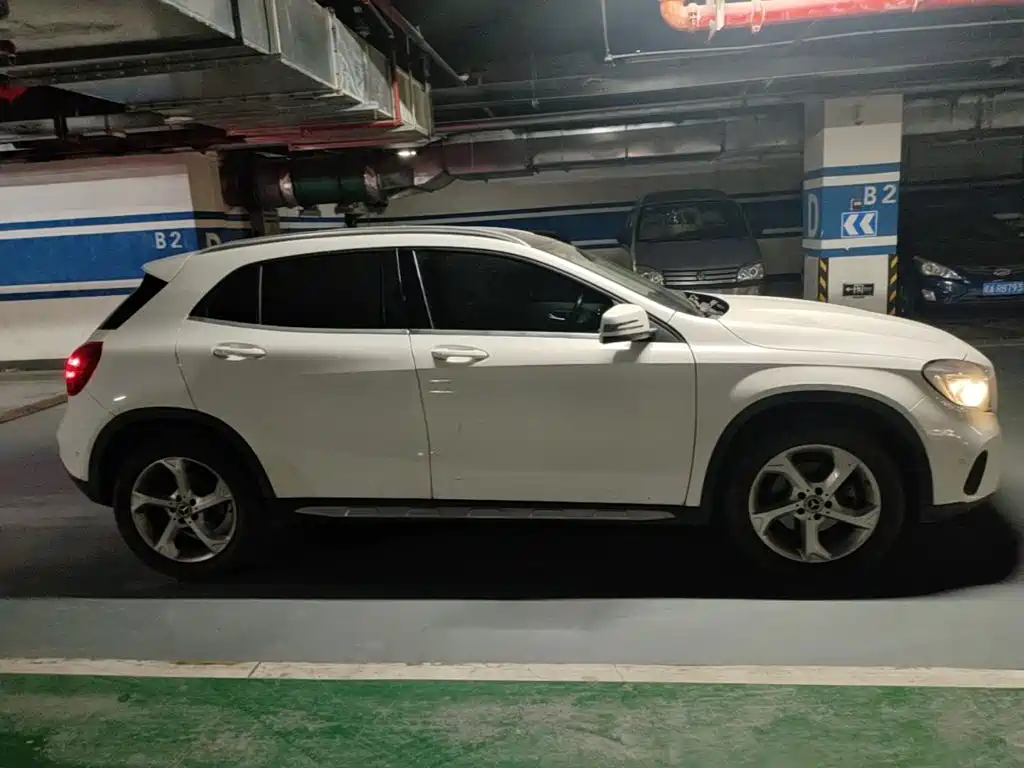 Mercedes-Benz GLA — миниатюра 26