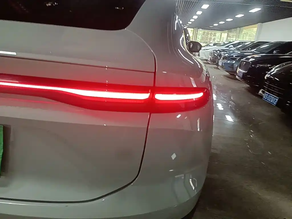 NIO EC6 — миниатюра 8
