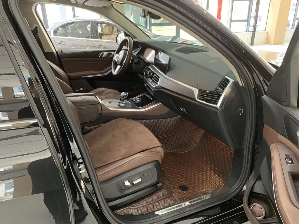 BMW X5 (Import) — миниатюра 11