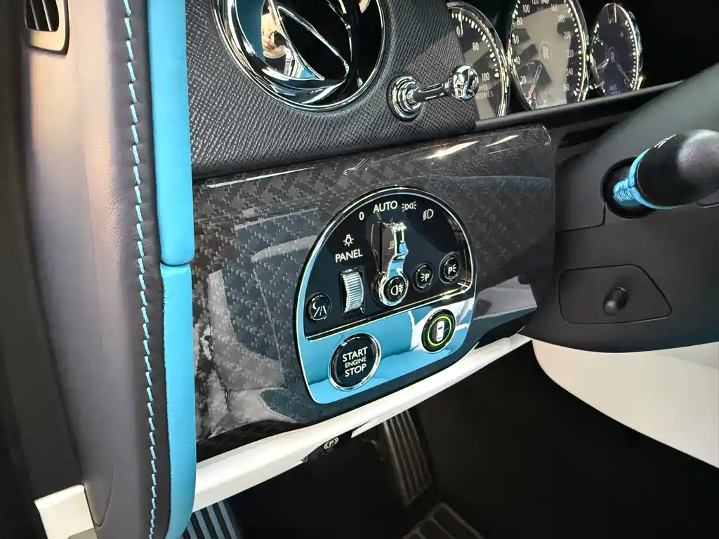 Rolls-Royce Cullinan Black Badge, фото 18