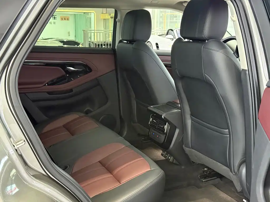 LAND ROVER RANGE ROVER AURORA