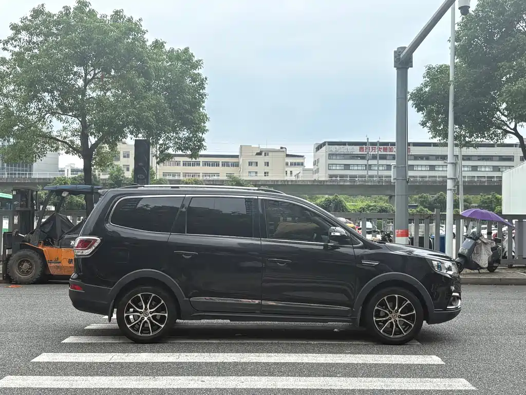 Fengxing Fengxing SX6 — миниатюра 4