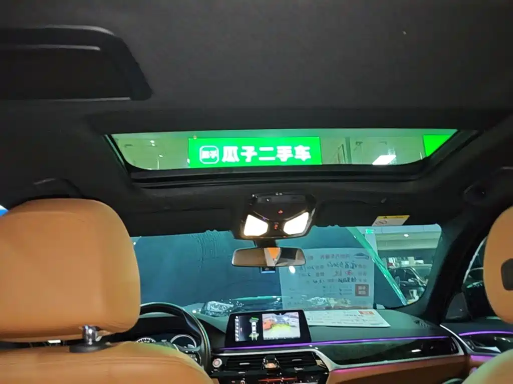 BMW 5 Series — миниатюра 18