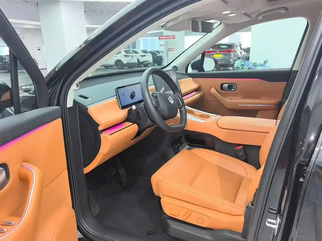 Leapmotor C16 2026 280 6 мест