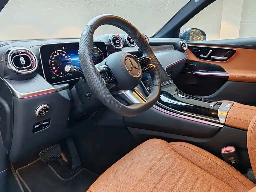 Mercedes-Benz GLC — миниатюра 9