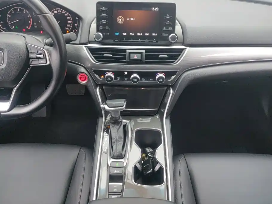 Honda Accord — миниатюра 16