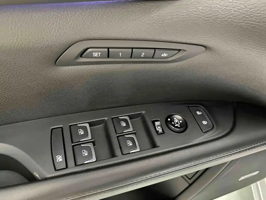 Cadillac CT6 — миниатюра 10