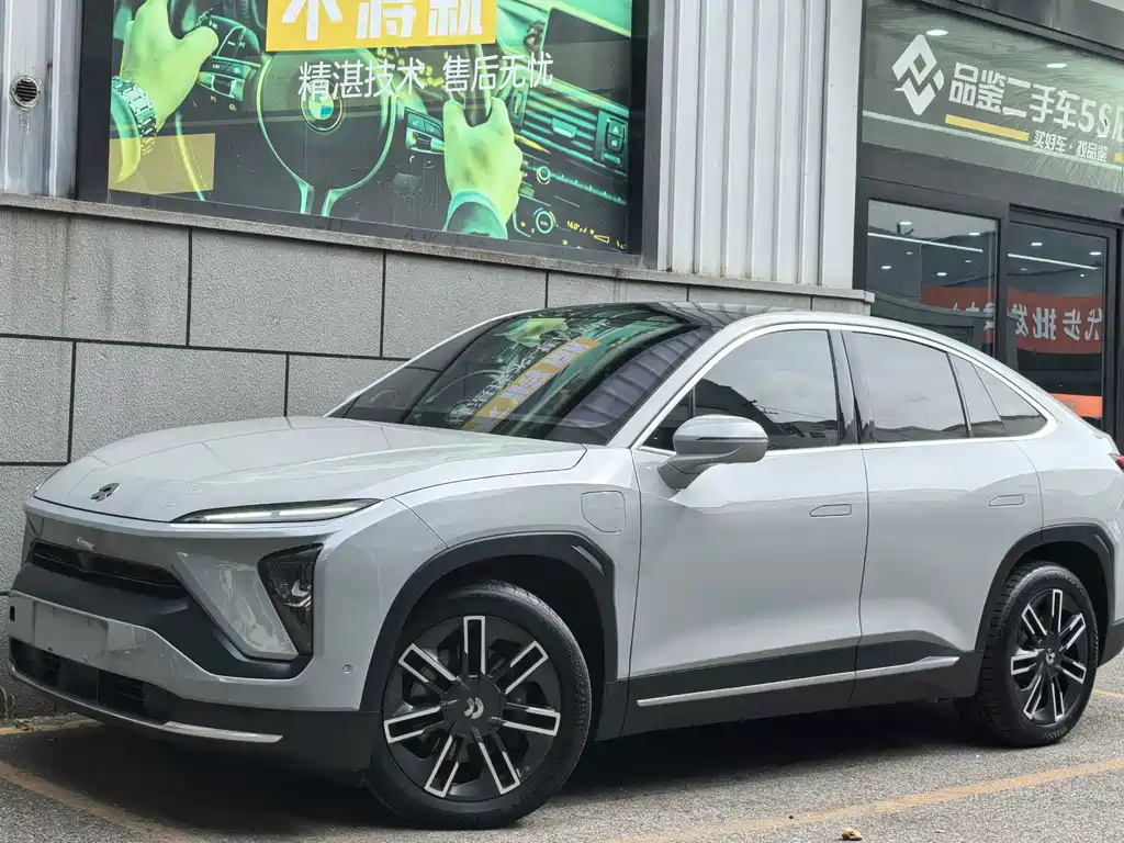 NIO EC6