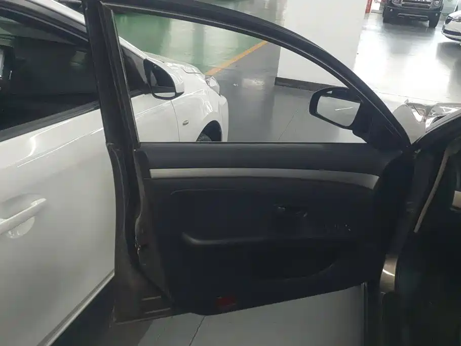 Nissan Sylphy — миниатюра 7