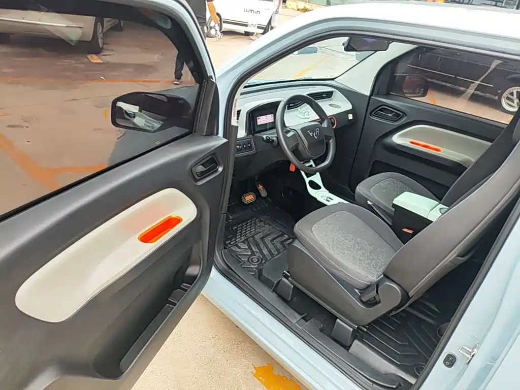 Wuling MINIEV — миниатюра 16