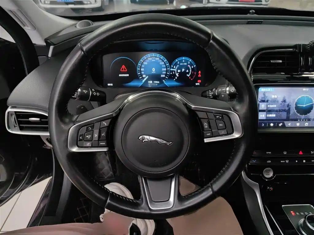 JAGUAR  XEL