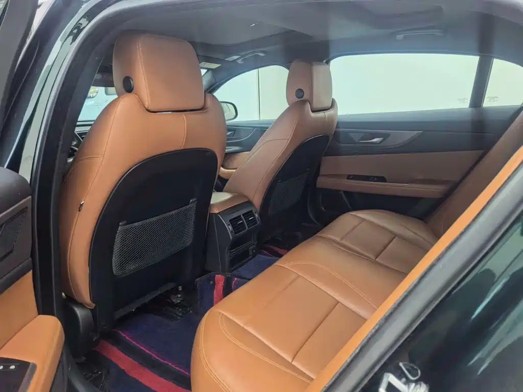 Jaguar XEL — миниатюра 6