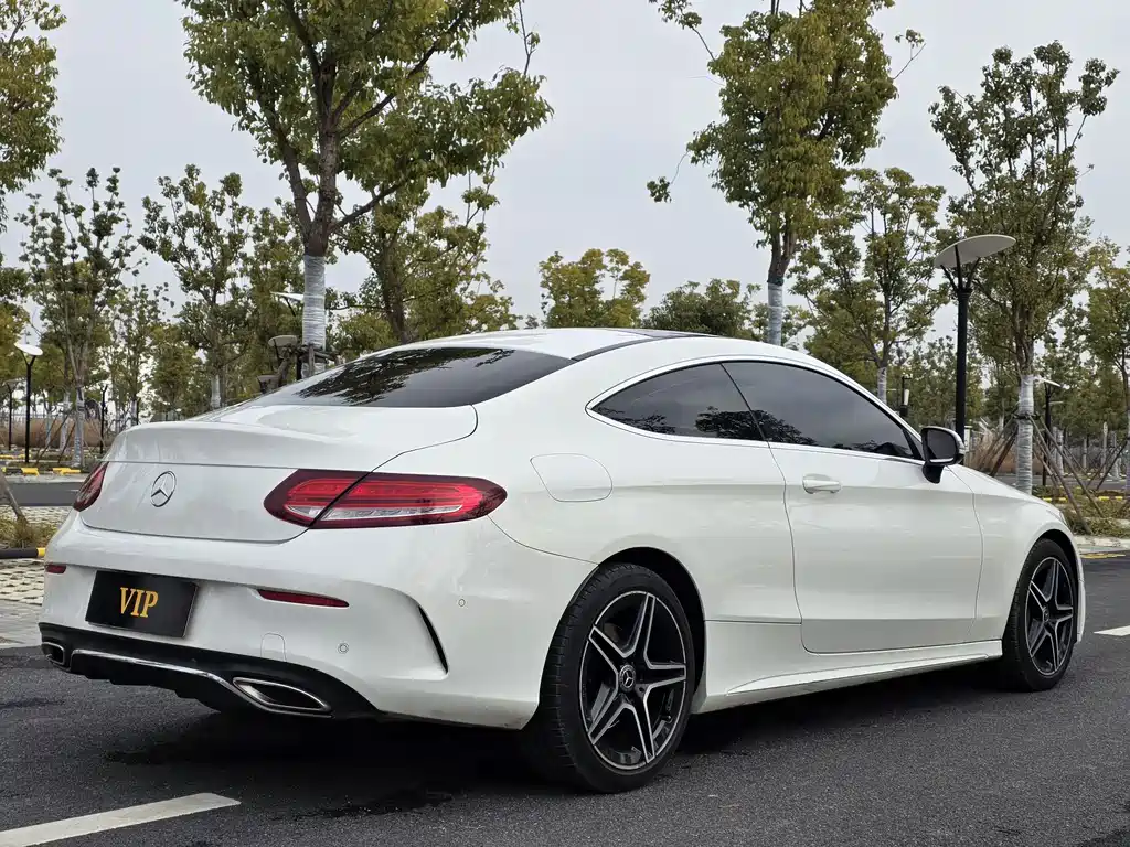 MERCEDES-BENZ C CLASS