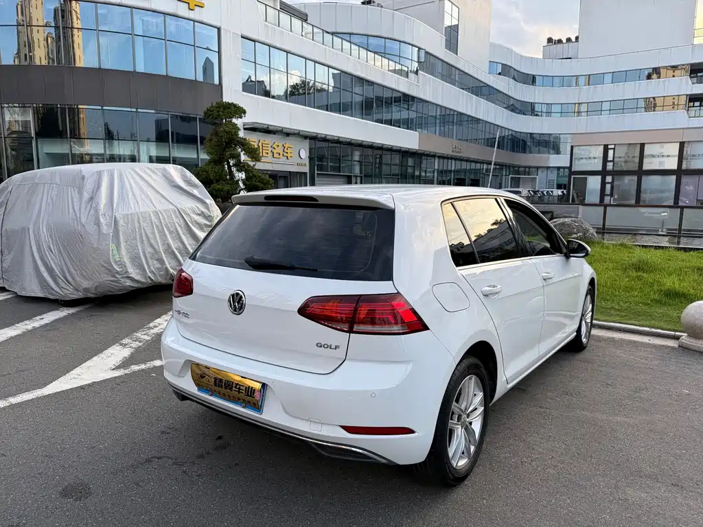 Volkswagen Golf — миниатюра 9