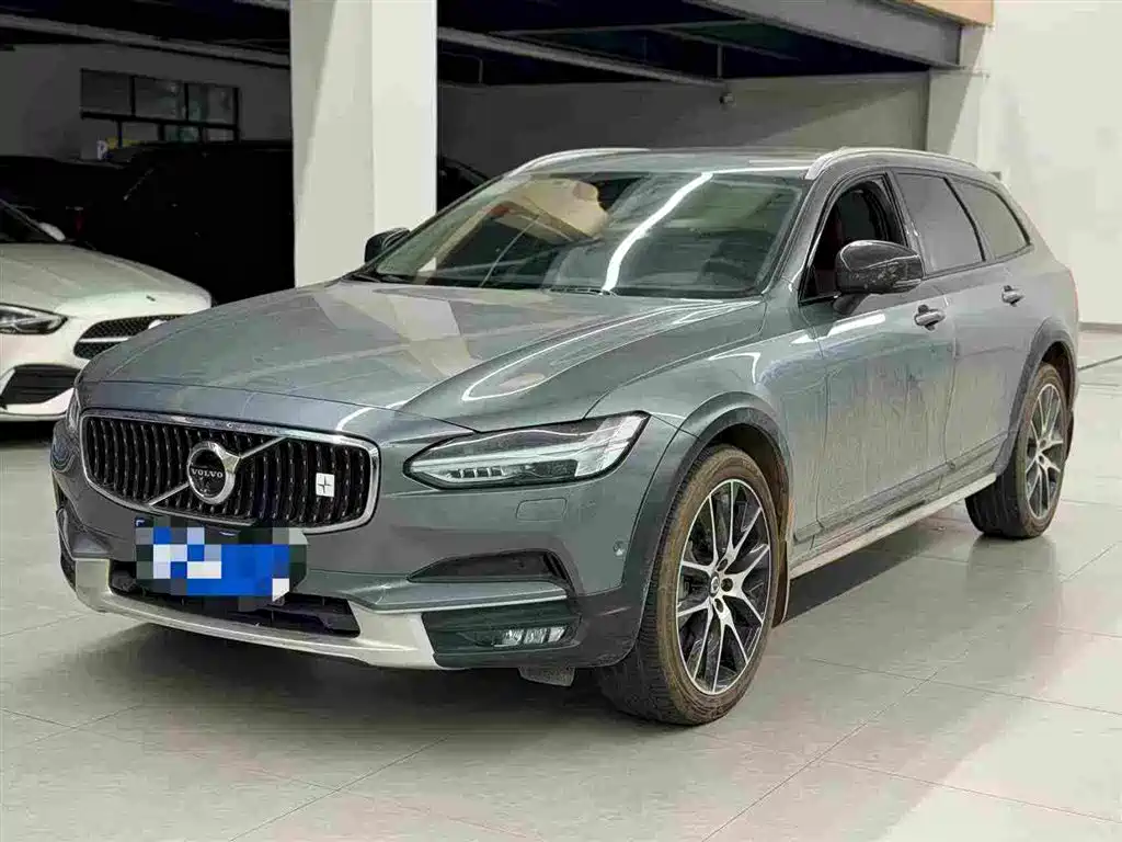 Volvo V90