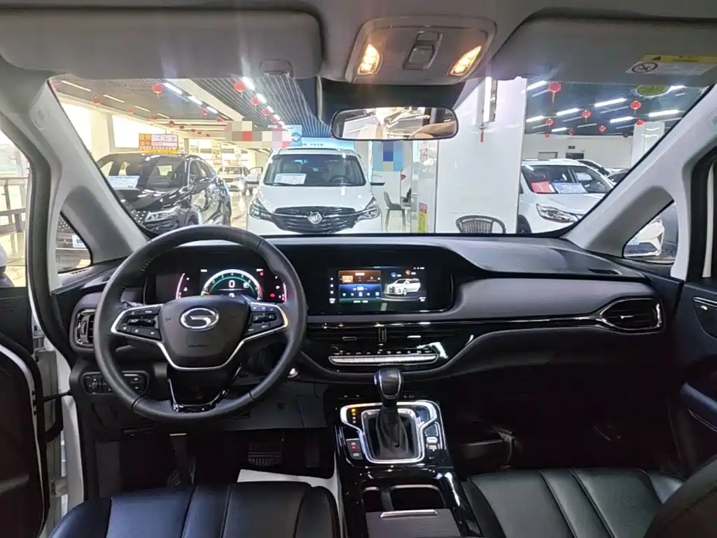 GAC Motor Trumpchi M6 — миниатюра 10
