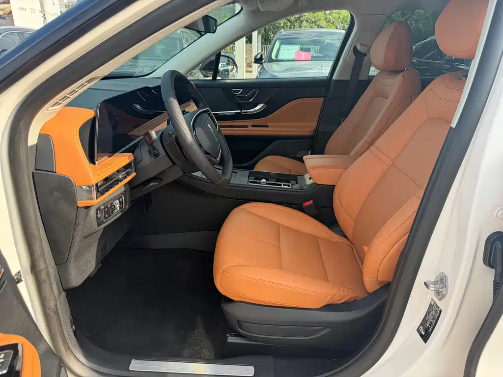Lincoln Corsair 2026 2.0T Elegant