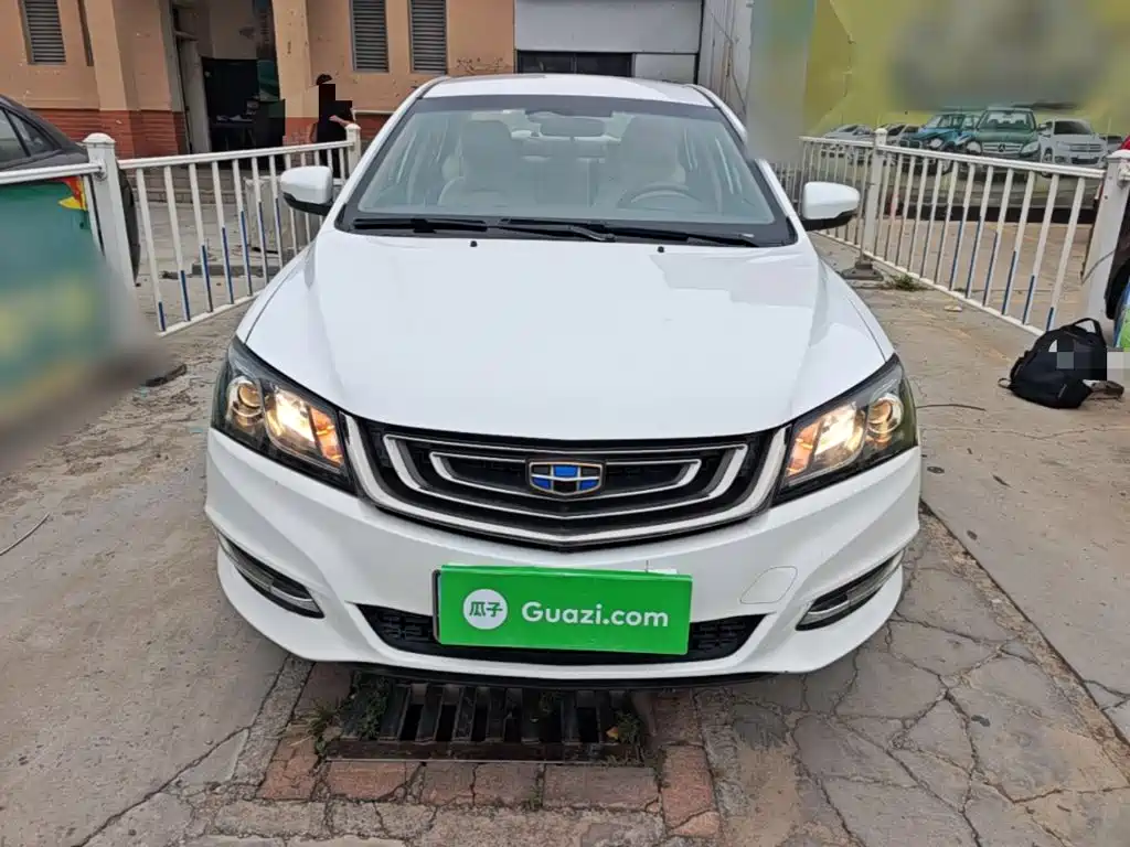Geely Emgrand — миниатюра 3