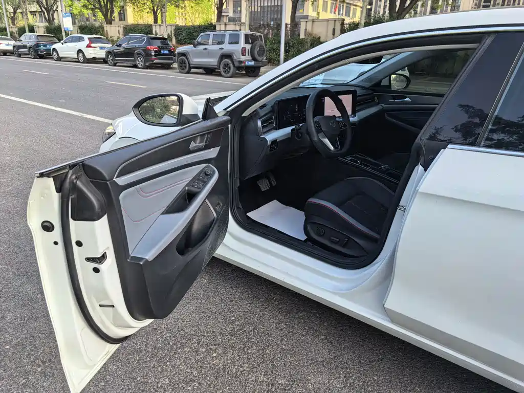 Volkswagen Lamando — миниатюра 18