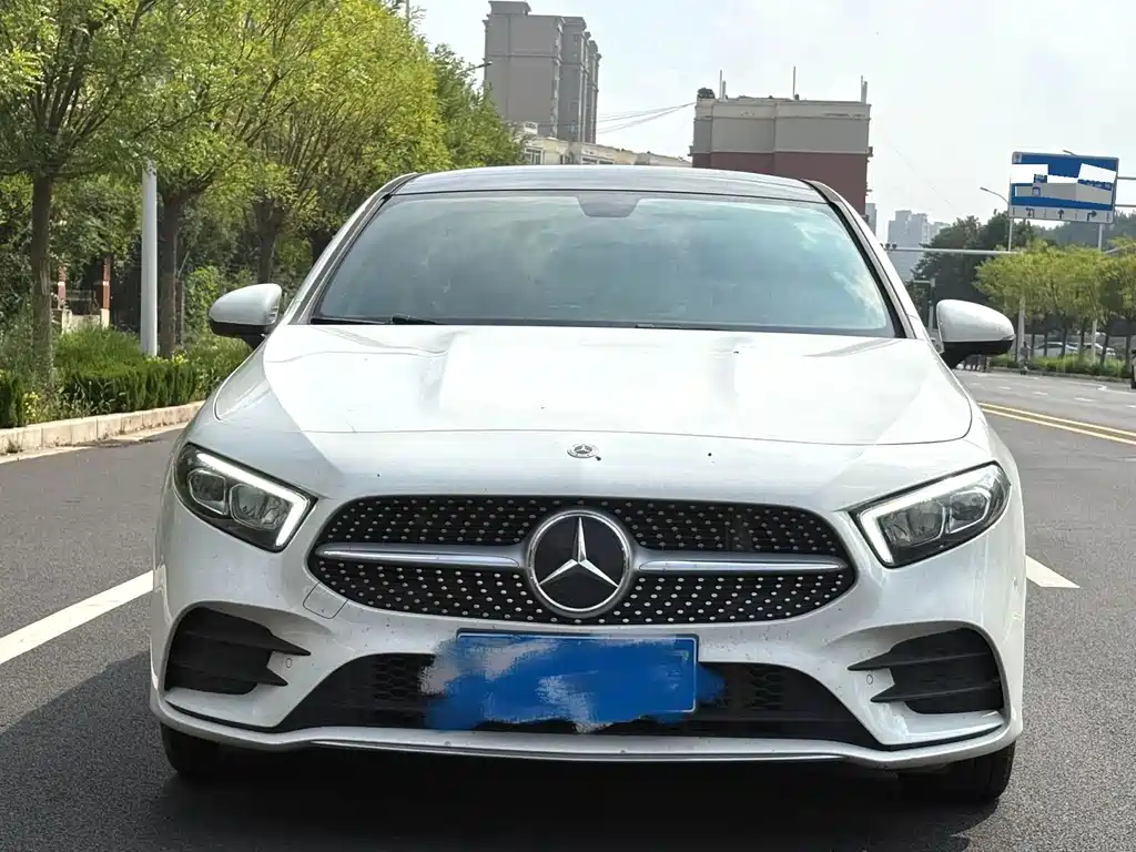 Mercedes-Benz A-Class — миниатюра 2