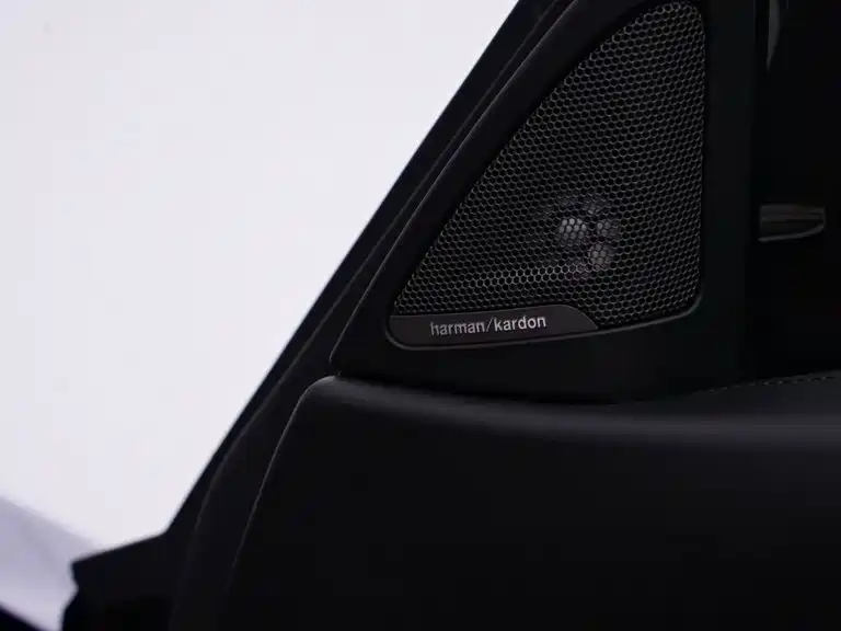 BMW M4 — миниатюра 15