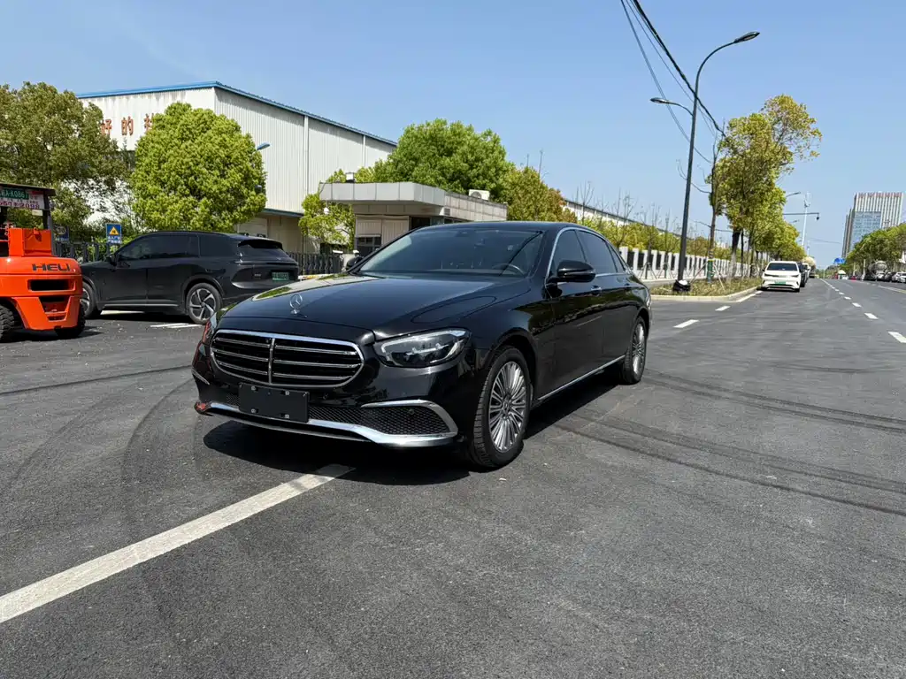 Mercedes-Benz E-Class 2021