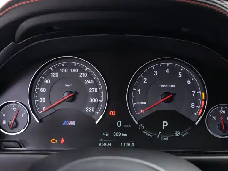 BMW M4 — миниатюра 16